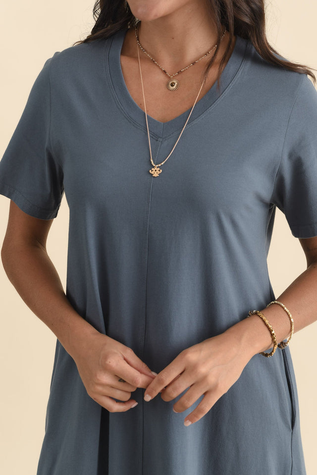 alt text|model:Brontie image 7