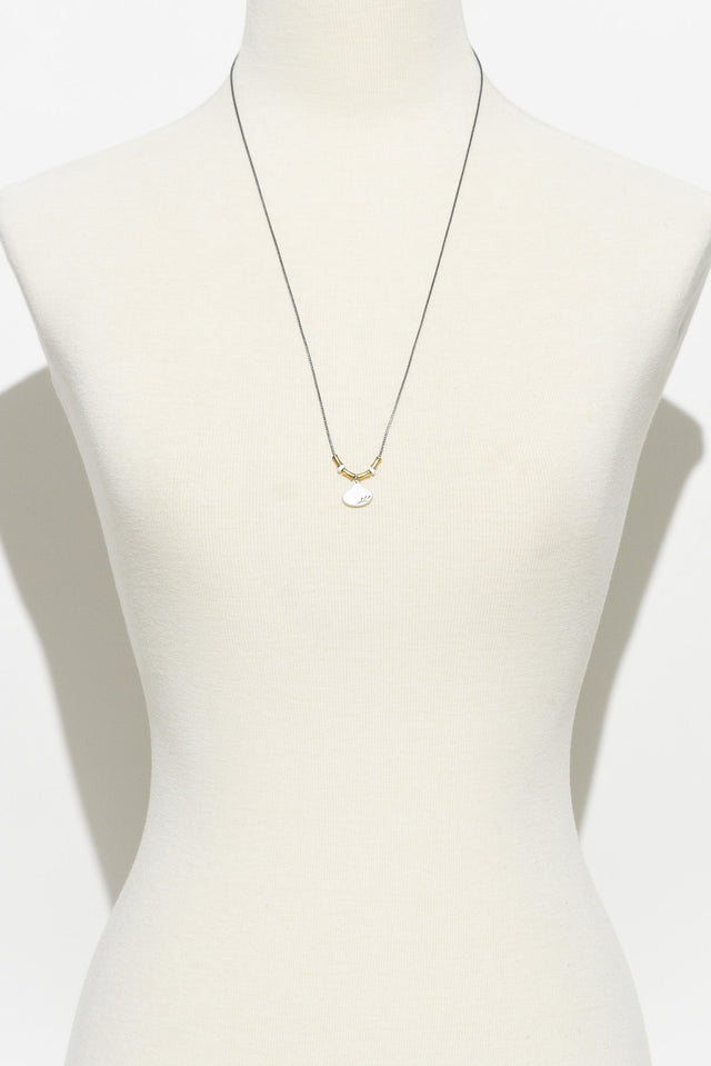 Raelyn Silver Leaf Pendant Necklace