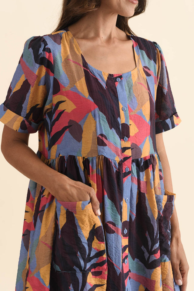 alt text|model:Cara image 6