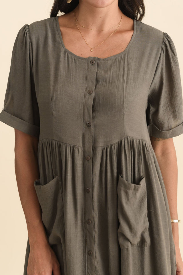 alt text|model:Brontie image 6