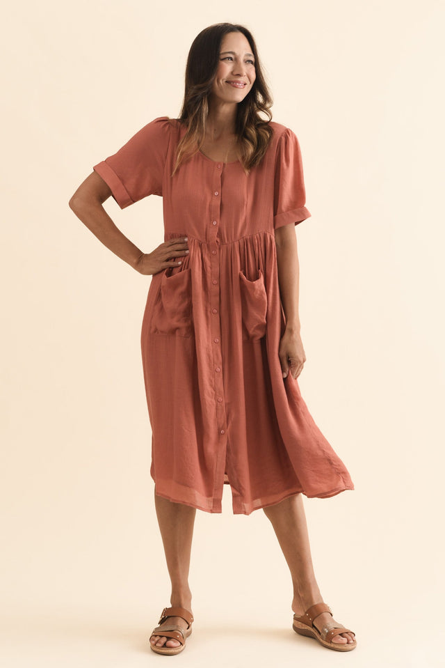 alt text|model:Cara image 7