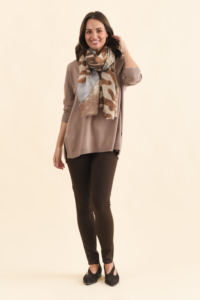 Reed Chocolate Stretch Cotton Pants,Brunette model,alt text|model:MJ image 3