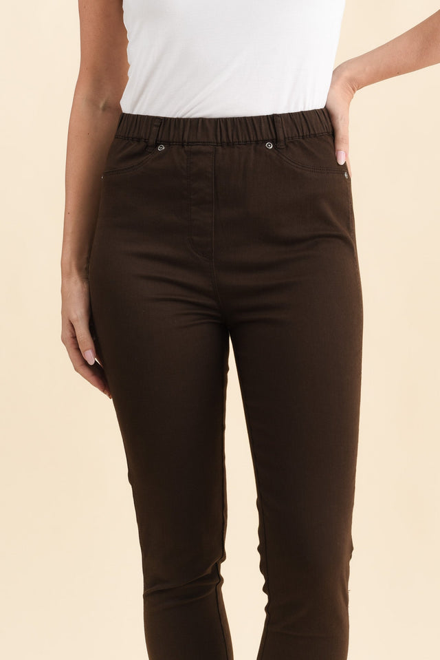 Reed Chocolate Stretch Cotton Pants,Brunette model,alt text|model:MJ image 6