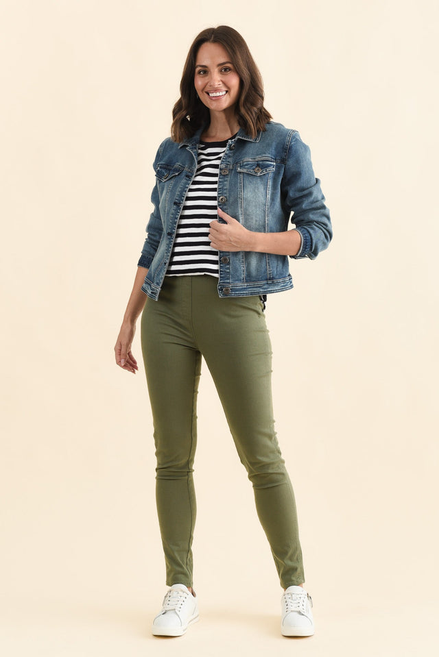 Reed Khaki Stretch Cotton Pants,Brunette model,alt text|model:MJ image 4