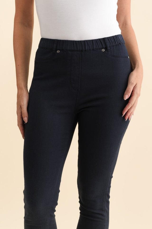Reed Navy Stretch Cotton Pants,Brunette model,alt text|model:MJ image 7