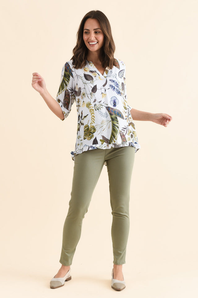 Reed Olive Stretch Cotton Pants,Full Body,Brunette model,alt text|model:MJ image 6