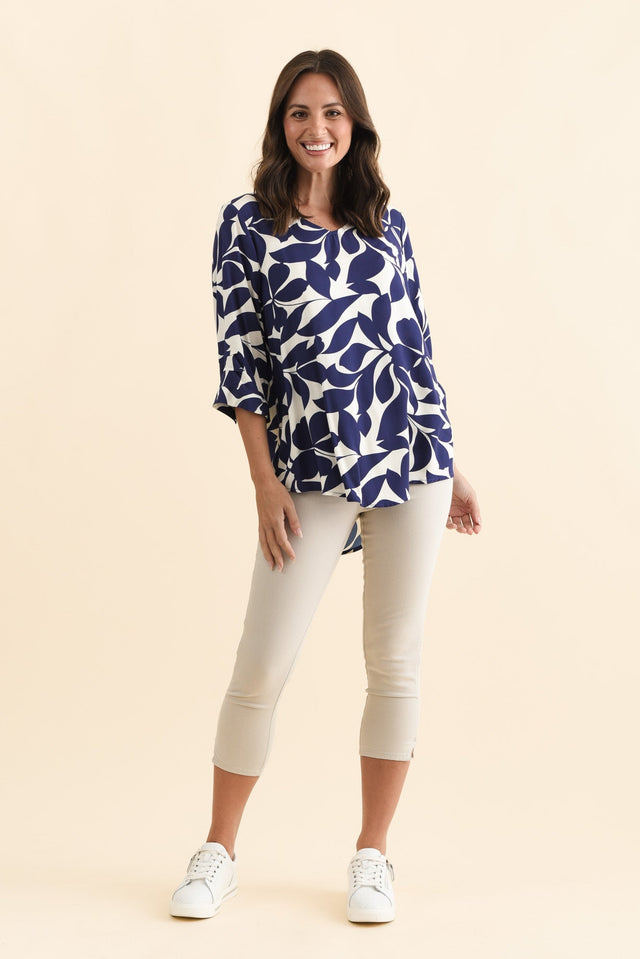 Reed Stone Stretch Cotton Capri Pants,Brunette model,alt text|model:MJ image 8