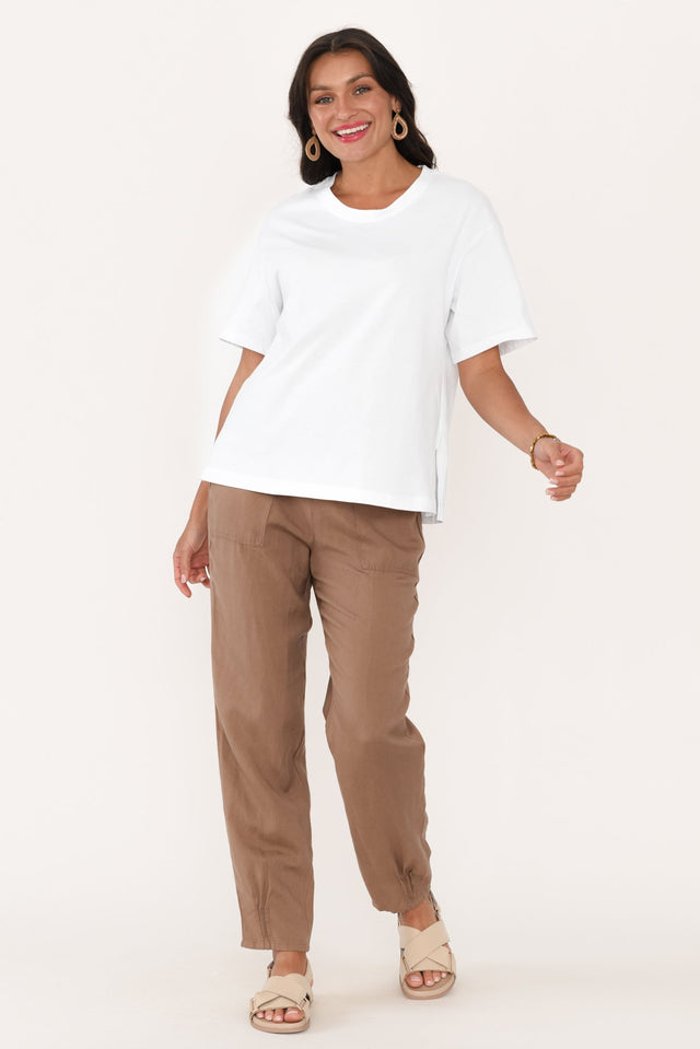 alt text|model:Brontie image 7