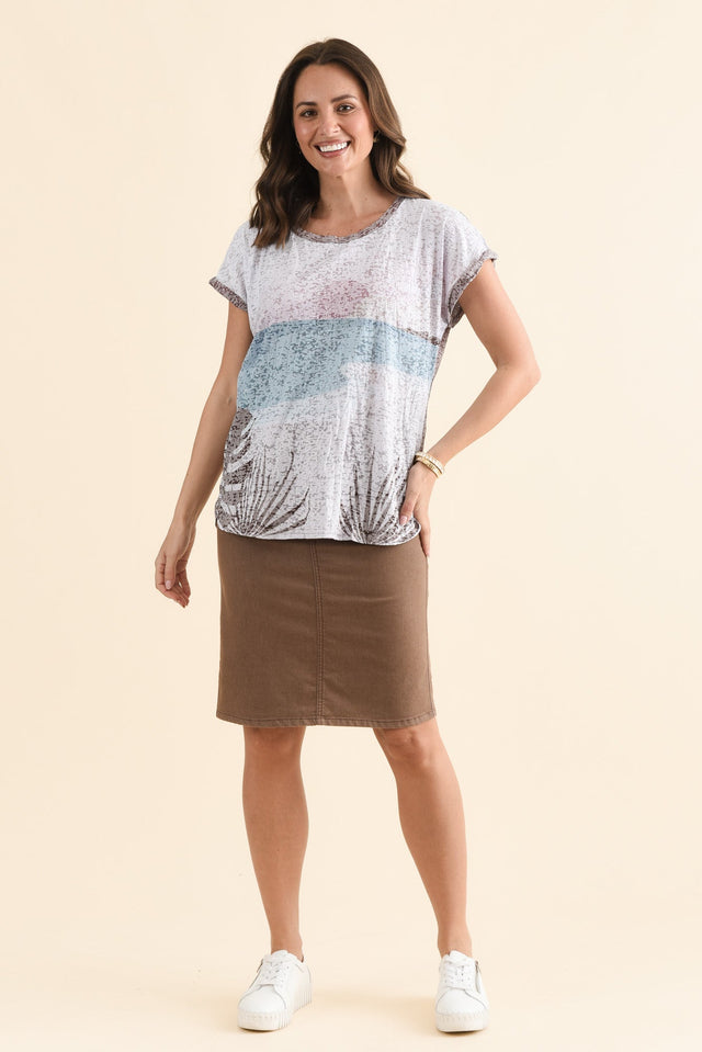 Relta Mocha Beach Cotton Blend Tee,Full Body,Brunette model,alt text|model:MJ