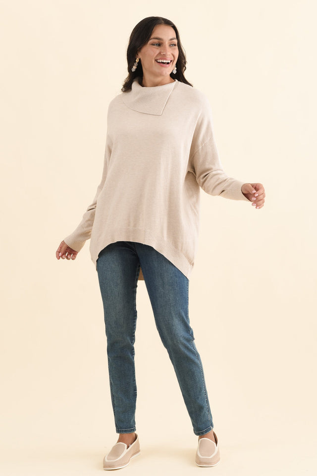 alt text|model:Brontie image 7