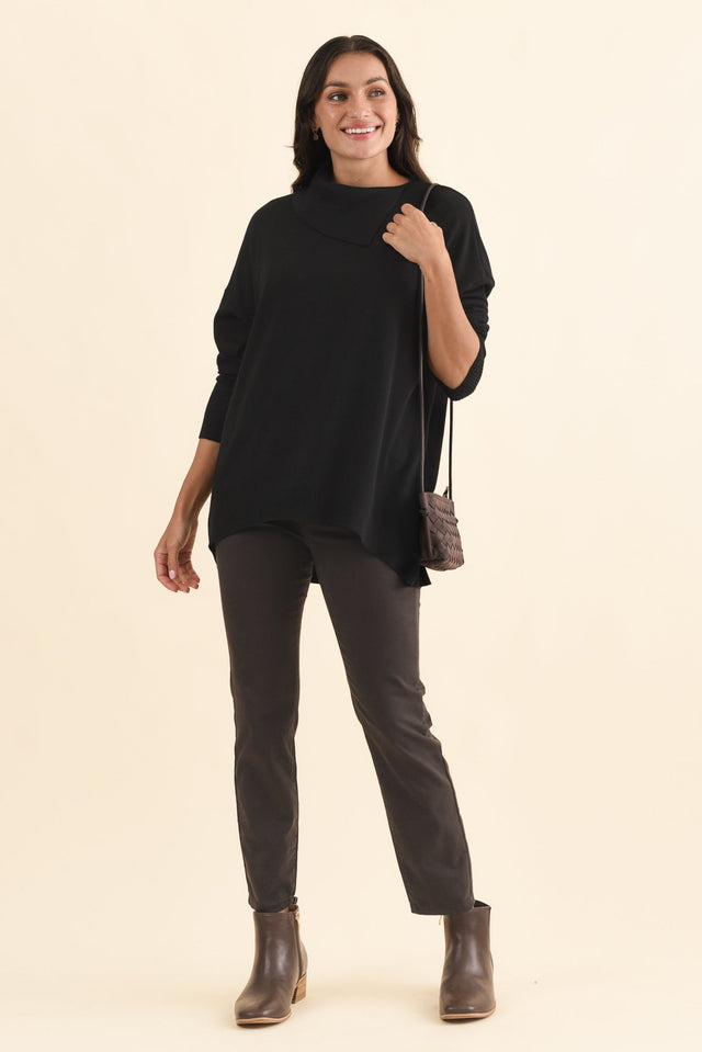 Renfrey Black Knit Jumper,Brunette model,alt text|model:Brontie image 3