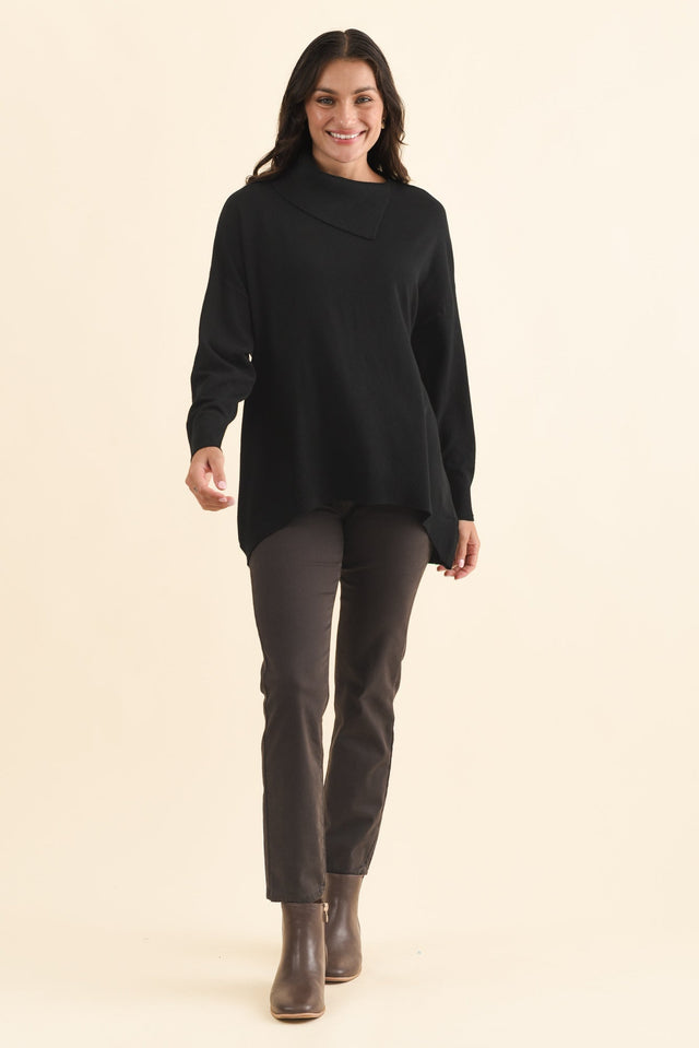 Renfrey Black Knit Jumper,Brunette model,alt text|model:Brontie image 7