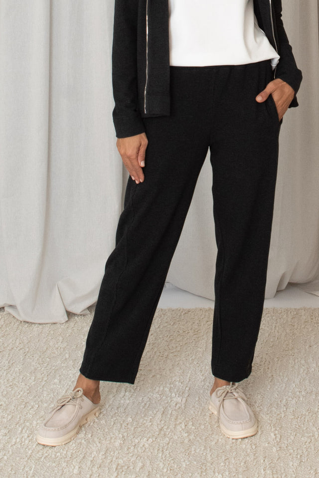 Souffle-Touch Charcoal Barrel Sweatpants