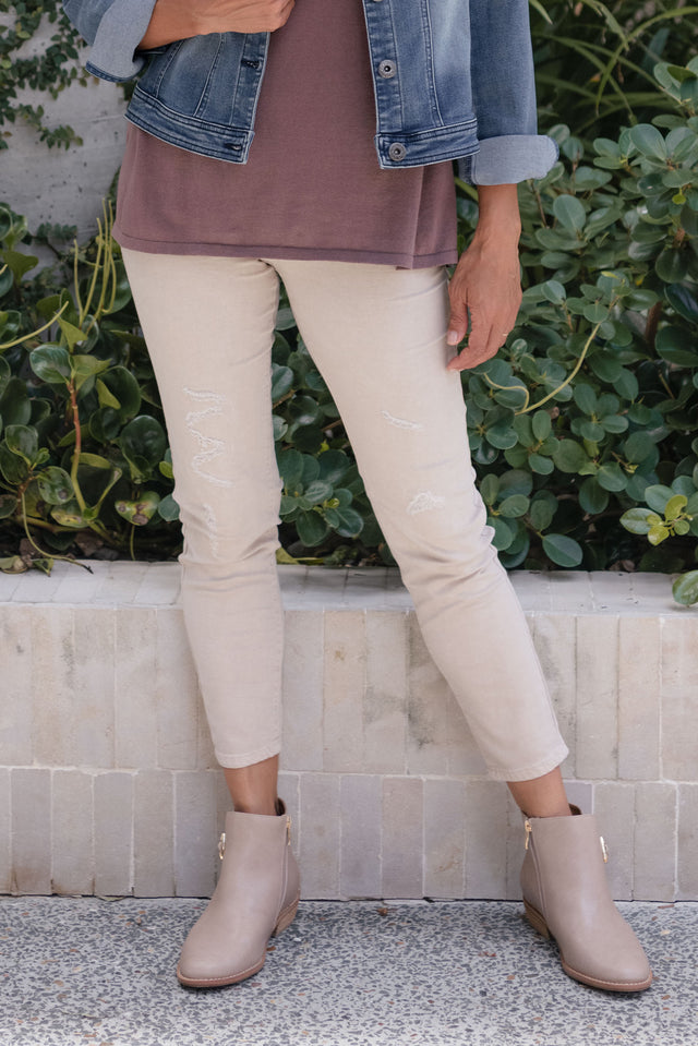 Zadie Distressed Beige Stretch Jeans