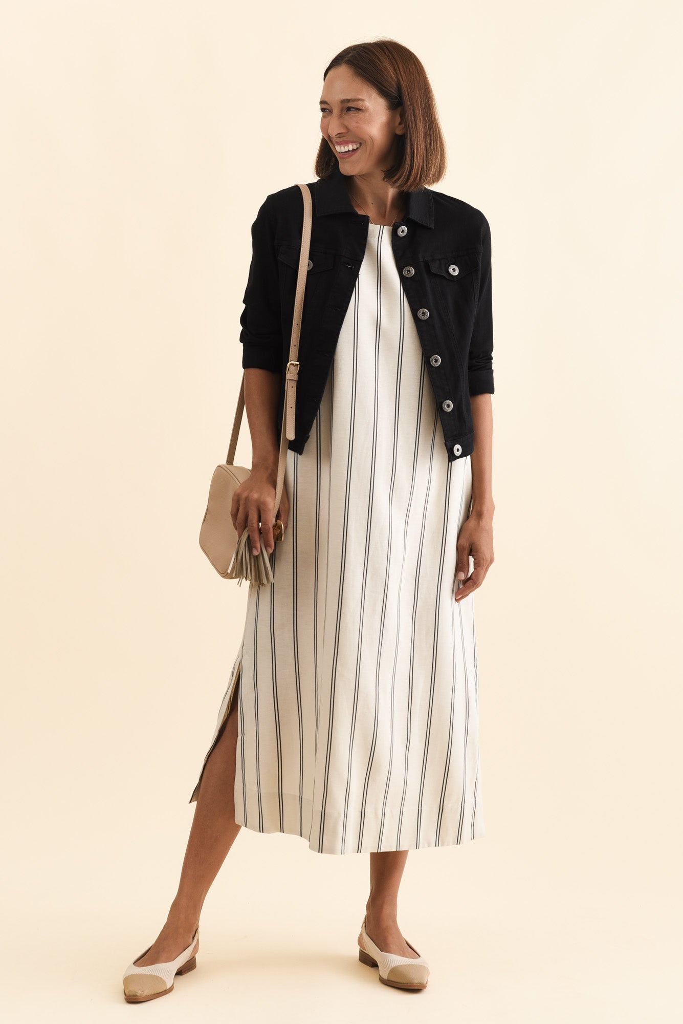 riley cream stripe midi dress Shop our Riley Stripe Mini Dress in store + online now! #america #july4thweekend #ootd #fourthofjulyoutfit