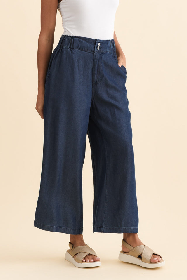 Rio Dark Blue Lyocell Relaxed Pants,Brunette model,alt text|model:Brontie image 5