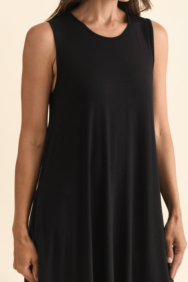 alt text|model:Cara image 6