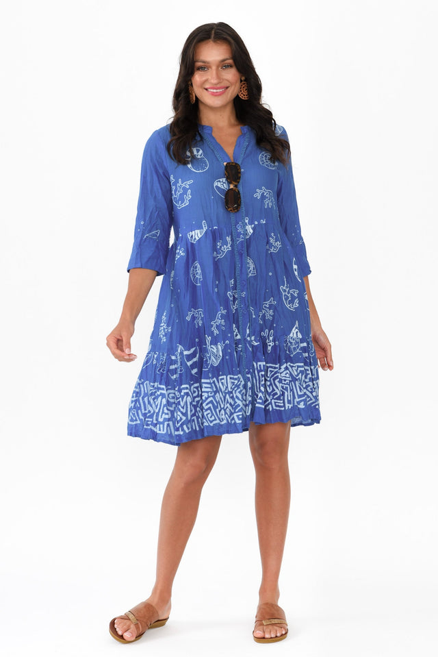 alt text|model:Brontie image 3