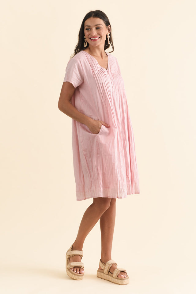 alt text|model:Brontie image 4