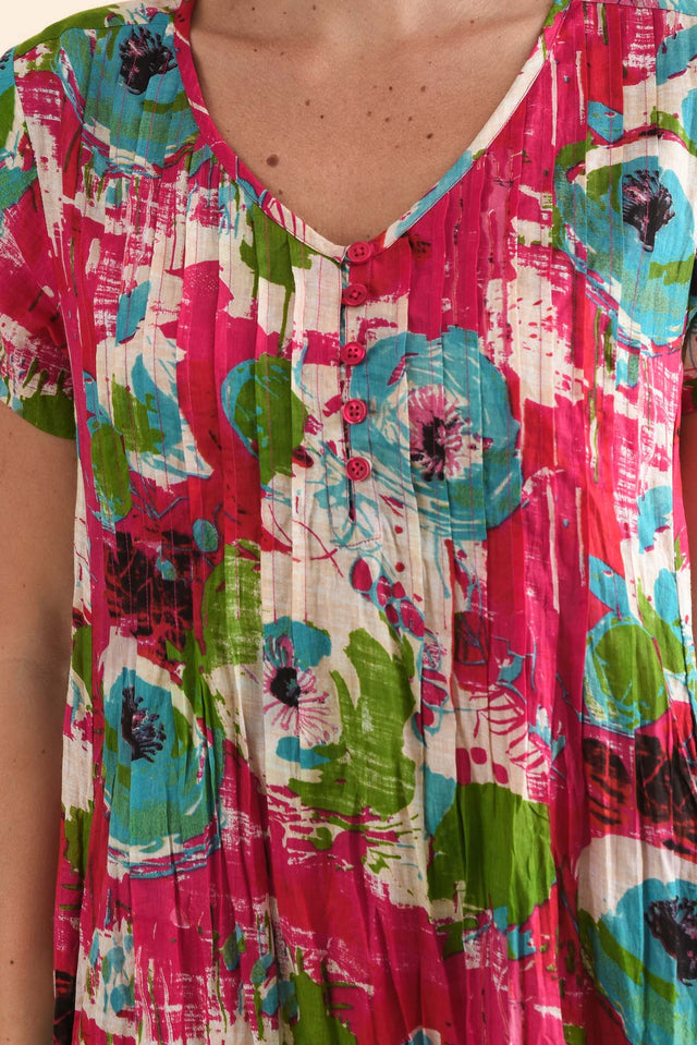 Sabina Fuchsia Flower Crinkle Cotton Dress,Detail,Brunette model,alt text|model:MJ image 6