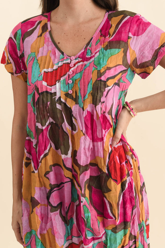 Sabina Fuchsia Garden Crinkle Cotton Dress,Brunette model,alt text|model:MJ image 7