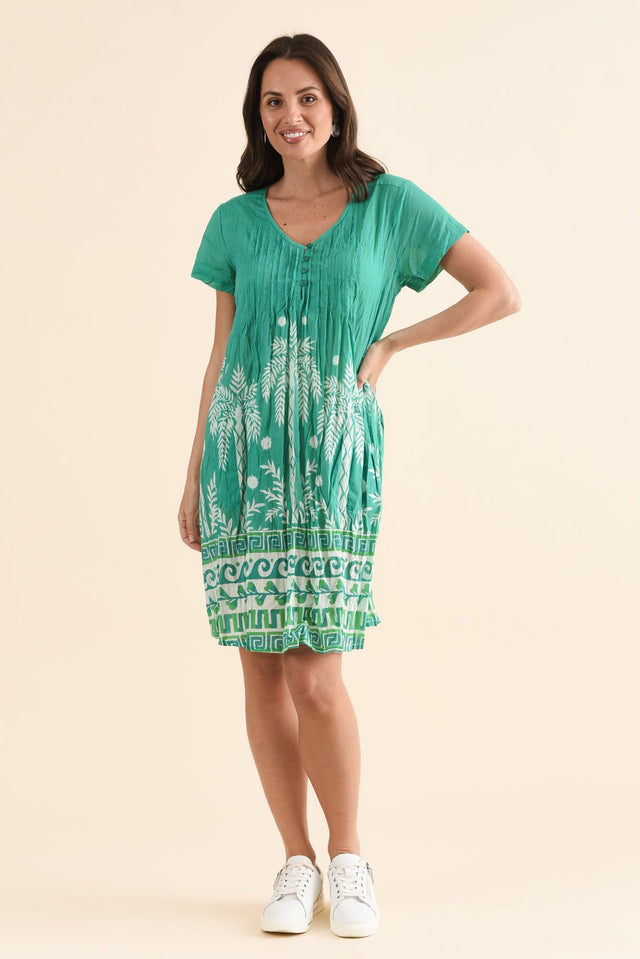 Sabina Green Beach Crinkle Cotton Dress,Full Body,Brunette model,alt text|model:MJ