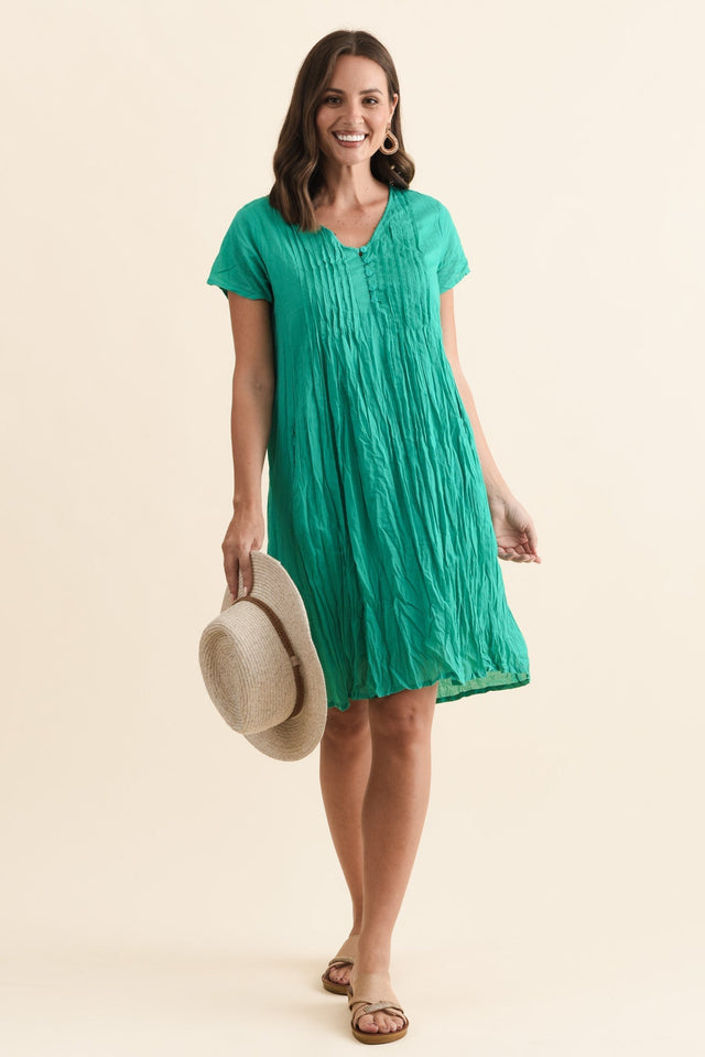 Sabina Green Crinkle Cotton Dress,Brunette model,alt text|model:MJ image 2