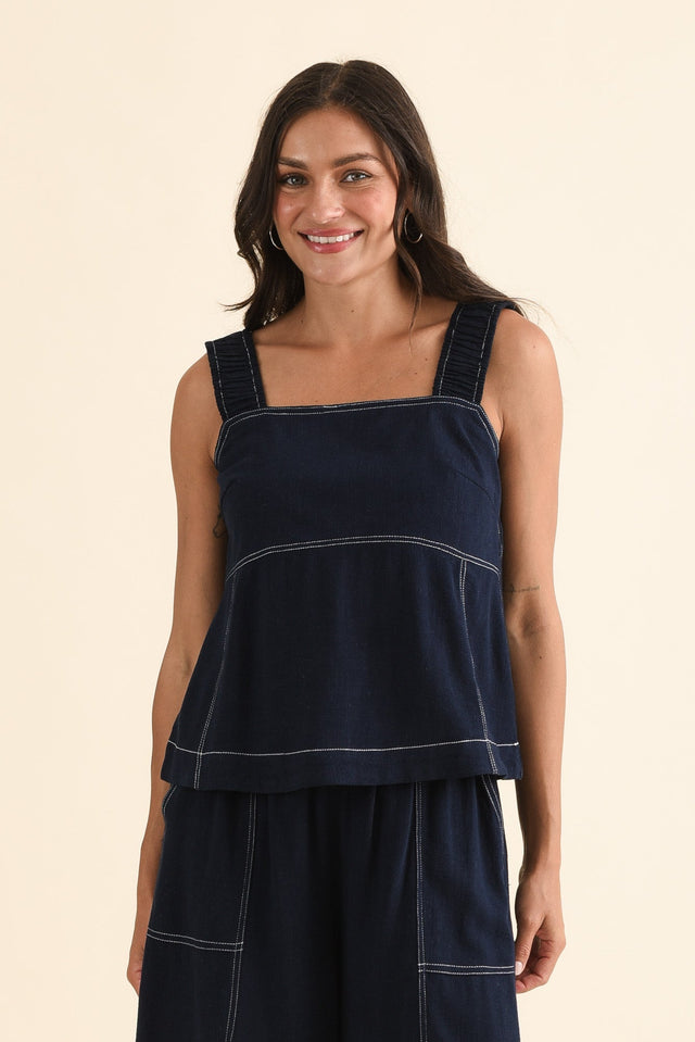 Sage Navy Contrast Top,Front,Brunette model,alt text|model:Brontie