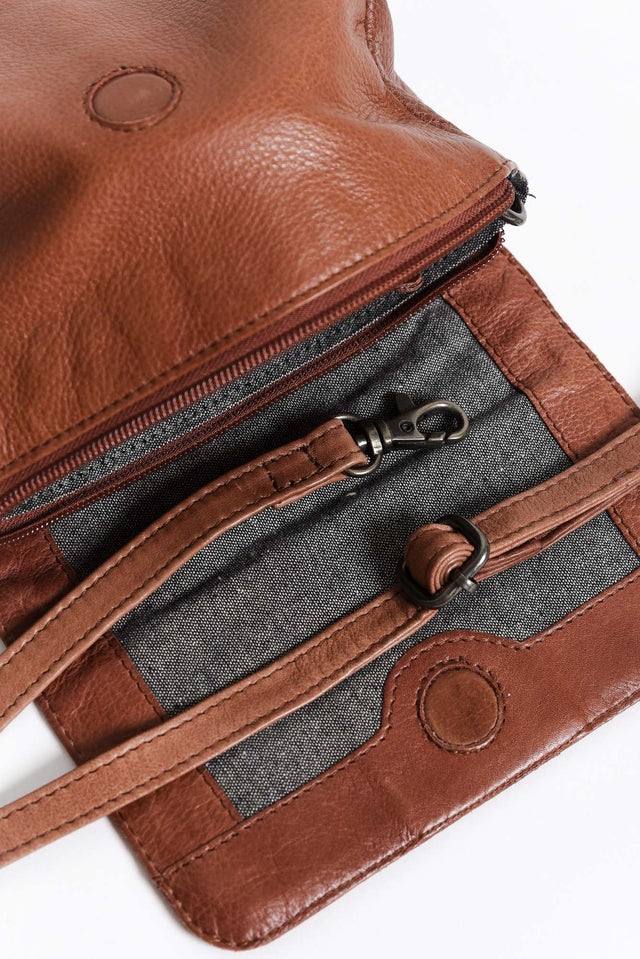 Sara Brown Leather Crossbody Bag