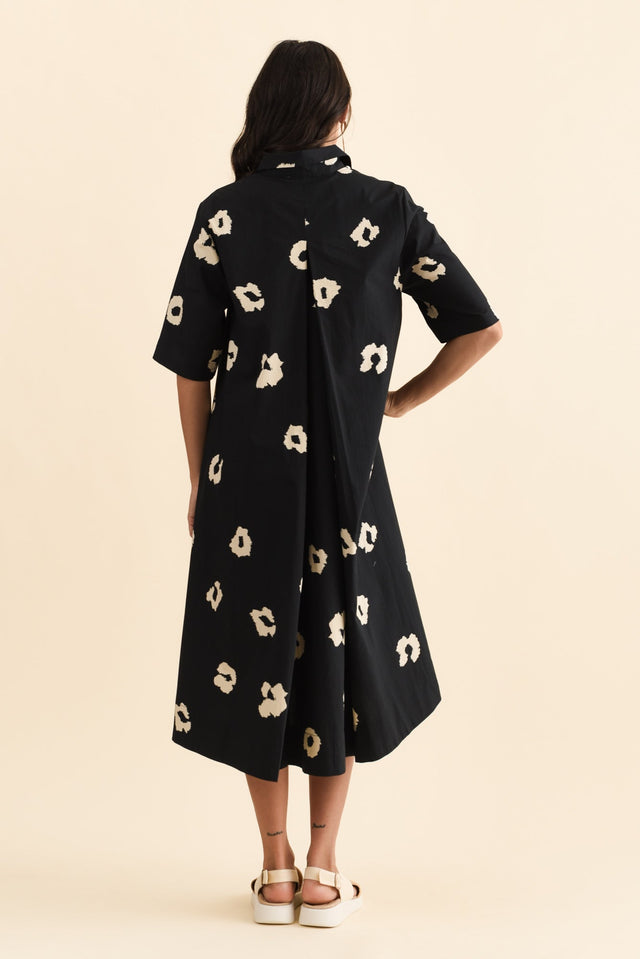 alt text|model:Brontie image 5