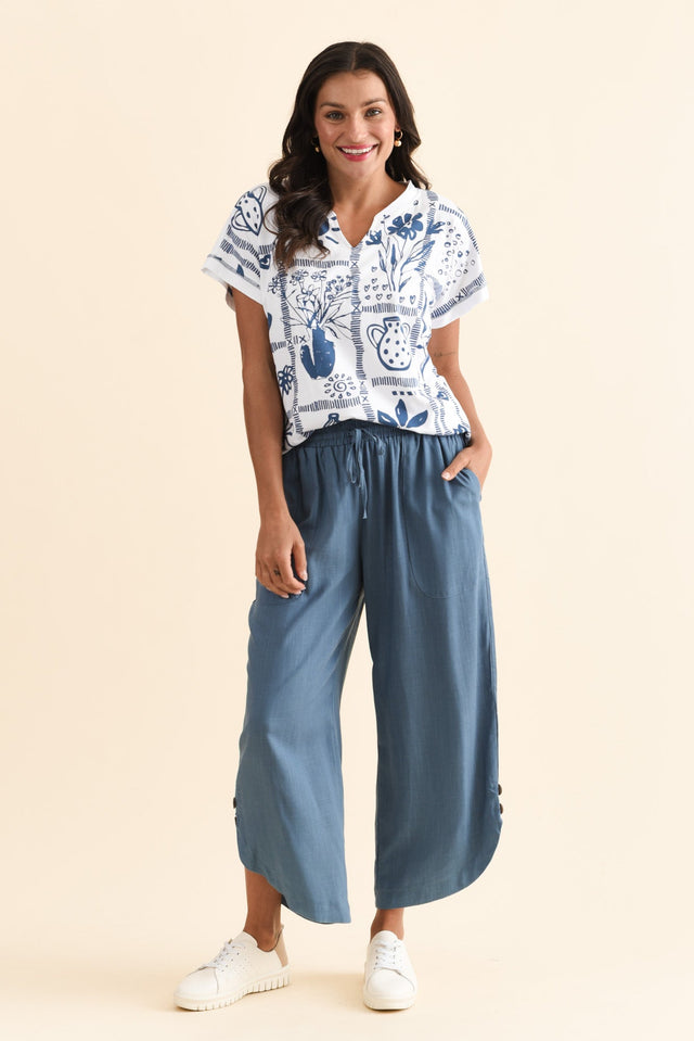 alt text|model:Brontie image 3