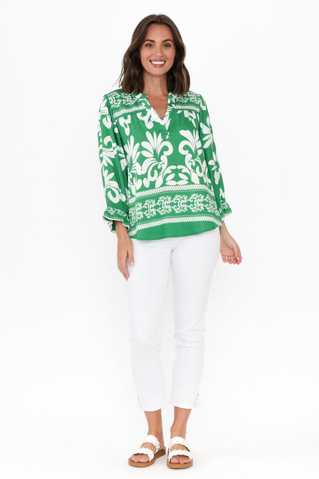 alt text|model:MJ image 7