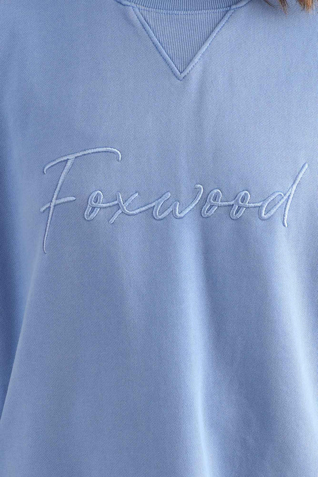 Signature Blue Cotton Crewneck Sweatshirt,Detail,Brunette model,alt text|model:Cara image 5