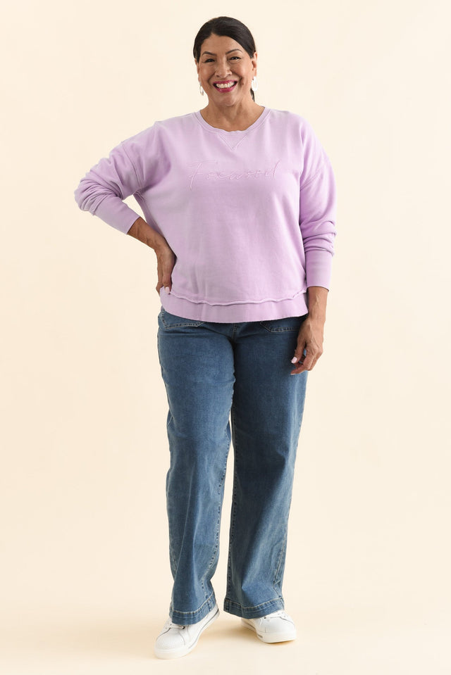 Signature Lilac Cotton Creweck Sweatshirt,Full Body,Brunette model,alt text|model:Pilita