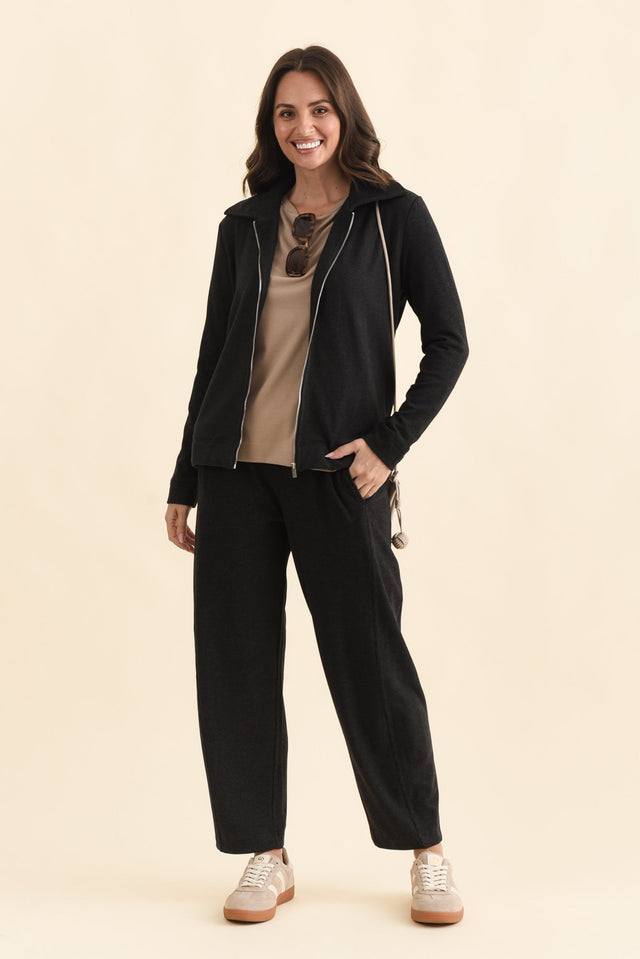 Souffle-Touch Charcoal Barrel Sweatpants banner image