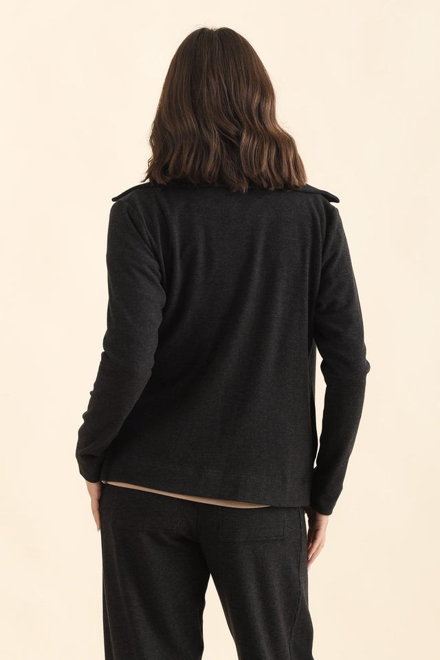 Souffle-Touch Charcoal Zip Jacket,Brunette model,alt text|model:MJ image 6