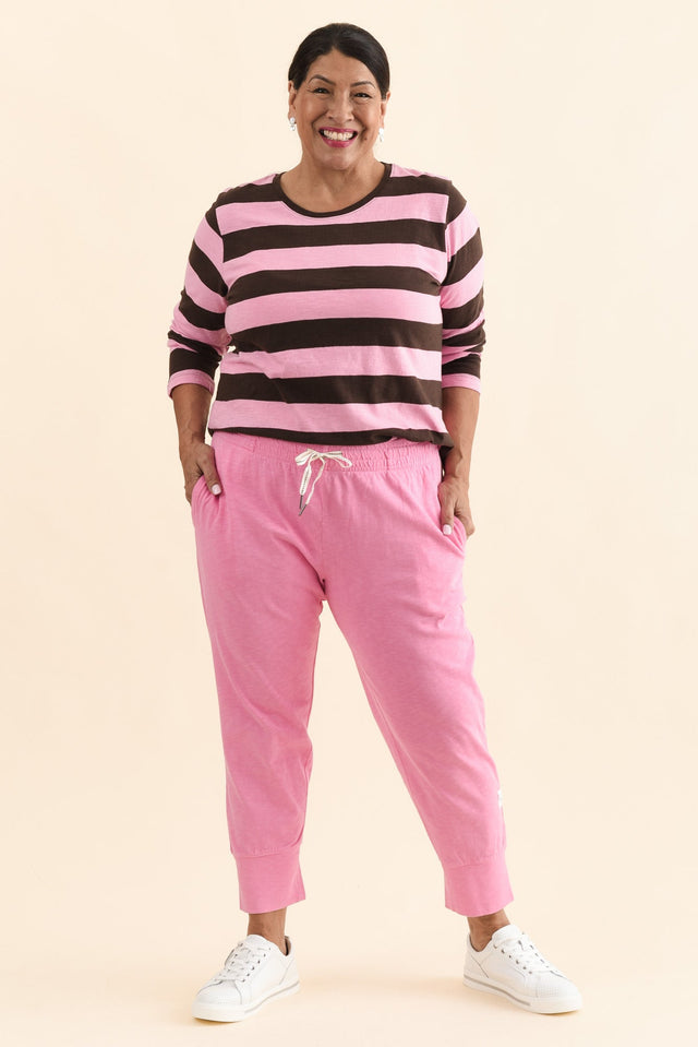 Fundamental Brunch Pink Cotton Sweatpants,Full Body,Brunette model,alt text|model:Pilita image 6