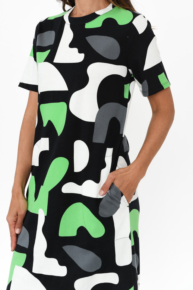 alt text|model:Cara image 7