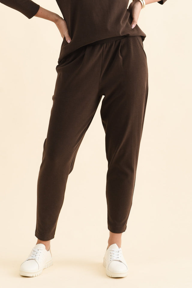SuedeLuxe Chocolate Pocket Pants,Brunette model,alt text|model:MJ