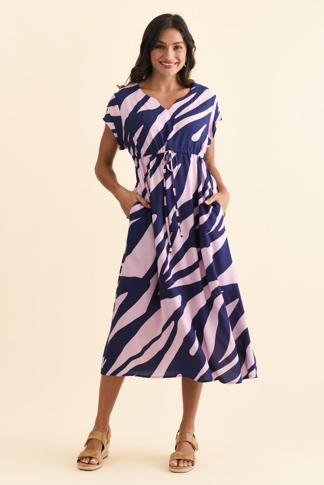 alt text|model:Brontie