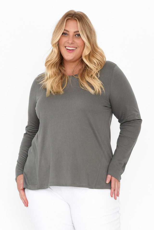plus-size,curve-tops,plus-size-sleeved-tops,plus-size-cotton-tops,plus-size-winter-clothing,alt text|model:Caitlin;wearing:AU 18 / US 14 image 8