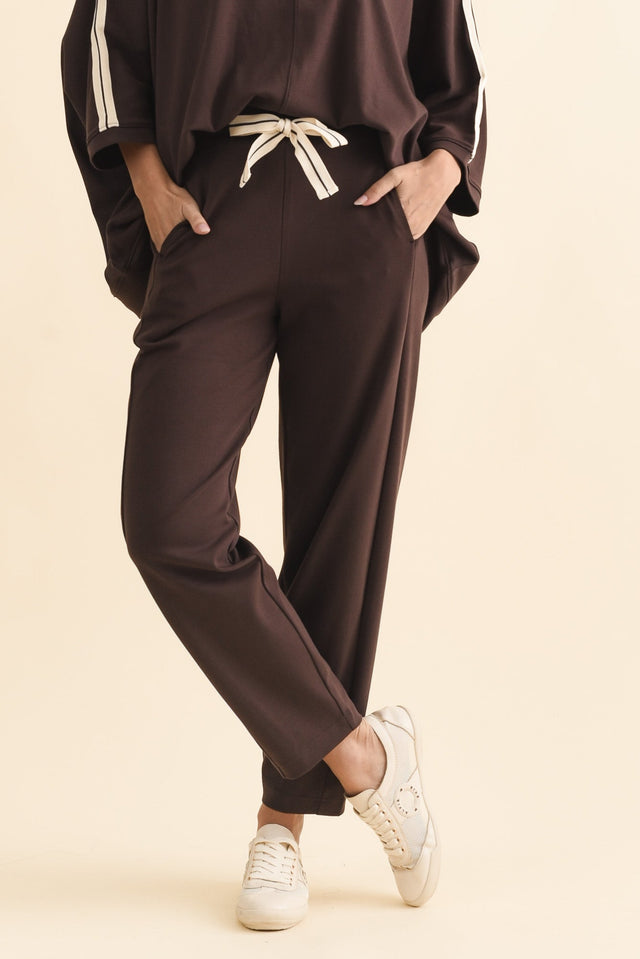 alt text|model:MJ image 1