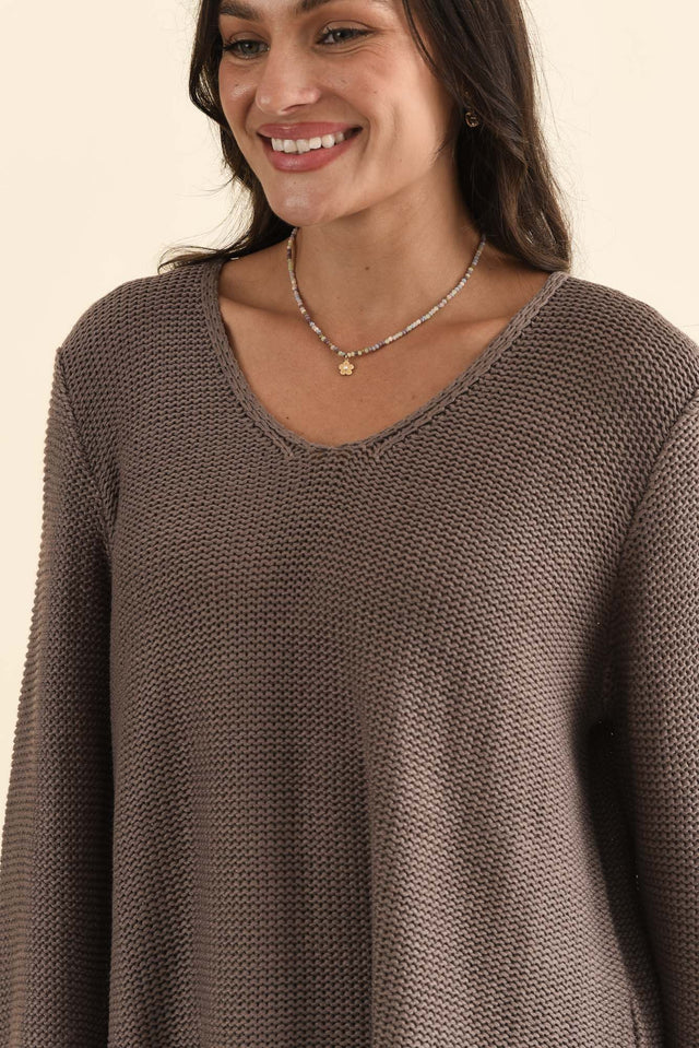 Toulouse Mocha Cotton Jumper,Brunette model,alt text|model:Brontie image 5