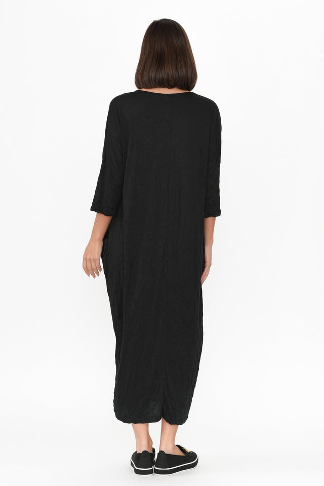 Travel Black Crinkle Cotton Sleeved Maxi Dress