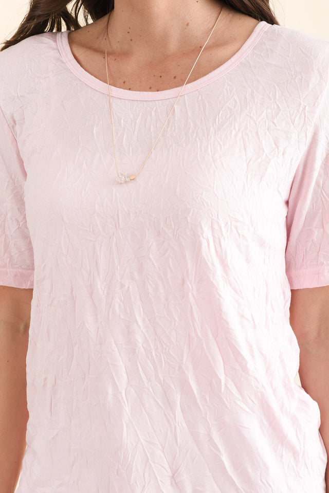 Travel No-Iron Pink Scoop Neck Top,Detail,Brunette model,alt text|model:MJ image 5