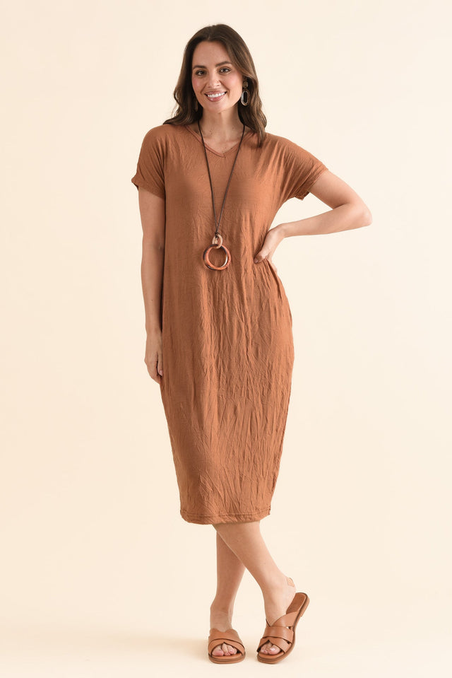 Travel No-Iron Rust Maxi Dress,Full Body,Brunette model,alt text|model:MJ image 2