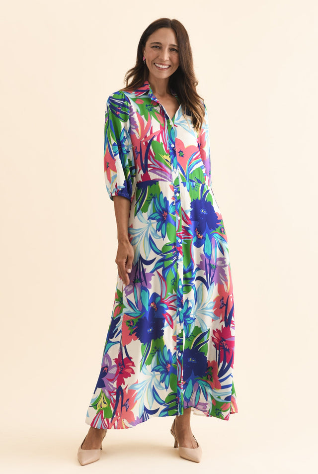 alt text|model:Cara image 8