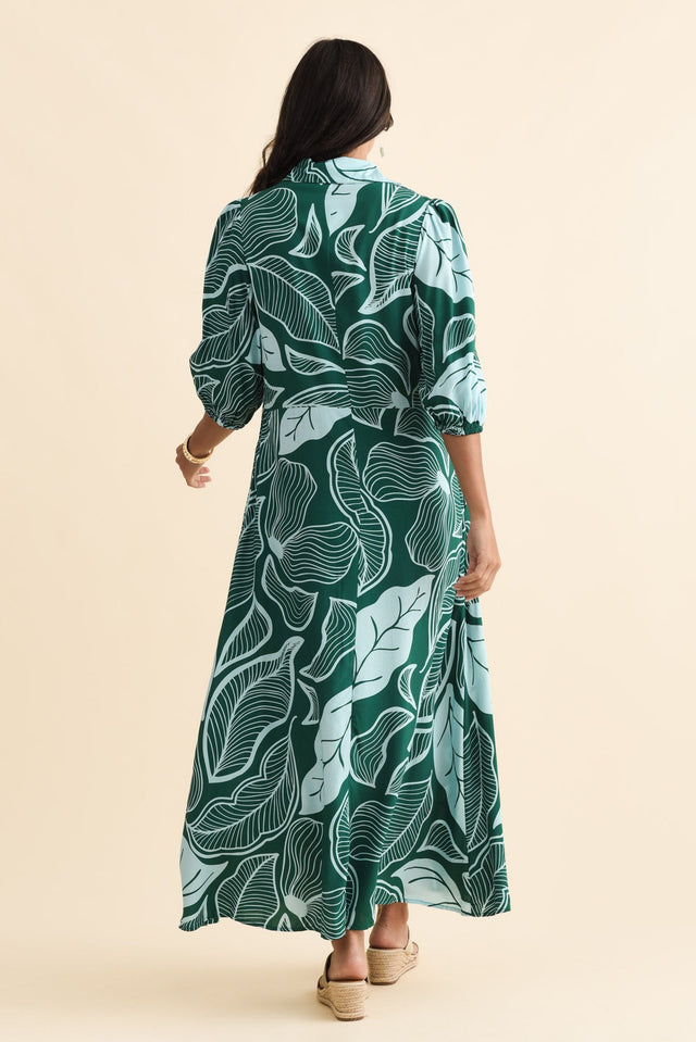 Trinity Green Leaf Tie Dress,Brunette model,alt text|model:Brontie image 5