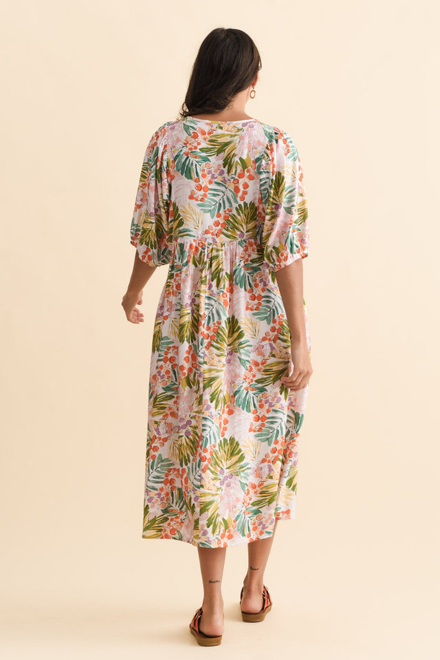 alt text|model:Brontie image 4