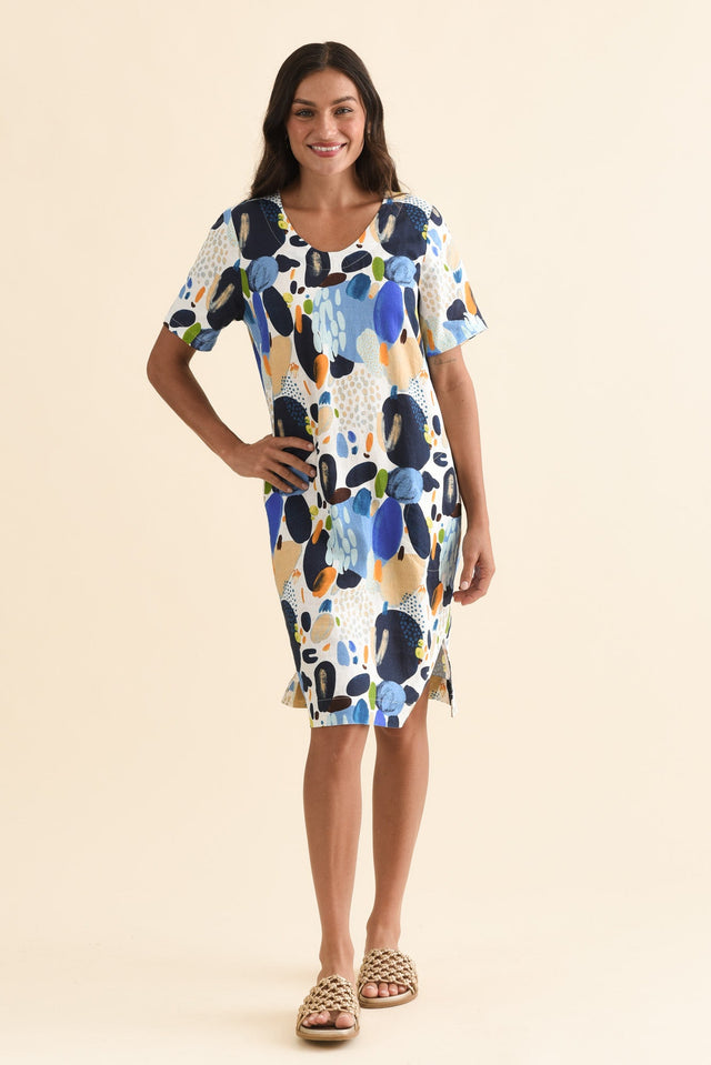Victoria Blue Geo Linen Blend Dress,Full Body,Brunette model,alt text|model:Brontie image 6